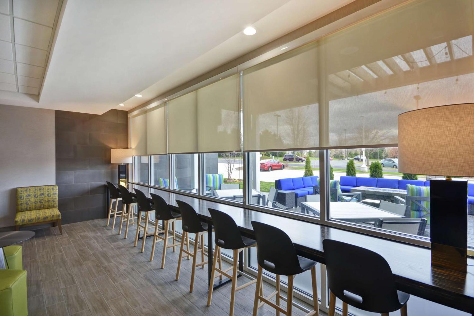 Home2 Suites By Hilton Grand Rapids North Walker Exterior foto